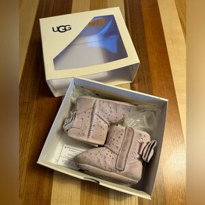 UGG Baby Girls Pink Suede Metallic Silver Stars Bow Boots